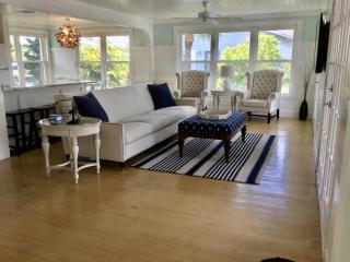 AMI Starfish - 6403 A Holmes - 1