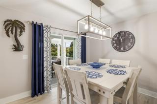 Royal Palm: Pool, 2 Blocks to Beach, Close to Dining & Shopping by Anna Maria Life Vacation Rentals - 6