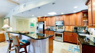 Bon Ami: North End AMI, Pool Home, Short Walk to Bean Point by Anna Maria Life Vacation Rentals - 3