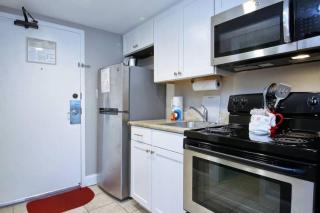 *OCEANFRONT BEAUTY!* KING, Pools, Lazy River, Hot Tubs*M61 - Myrtle Beach - 3