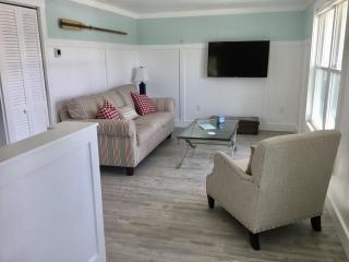 AMI Sand Dollar - 6403 B Holmes - 6