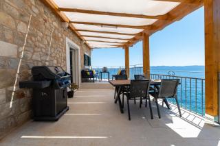 Seaside Cottage Maslina - Gdinj - 3