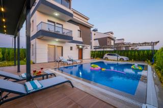 Fethiyede Denize Yakın Süper Lüks Villa - Fethiye - 8