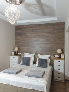 ELEGANT ROOMS - ULTRACENTRAL - jacuzzi cu hidromasaj - Oradea - 4