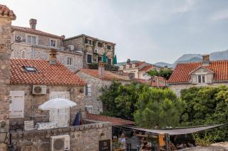 Old Town House Lina - Budva - 0