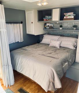Rustic Farm Stay - 8