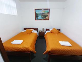 Hotel 9 de Octubre - 1