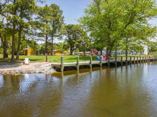 Beach Bum West-O Cabins - 0
