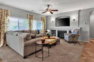 Stylish & Modern Home Near Downtown Gilbert! - 2