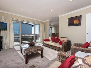 A Beach Barn Haven - Papamoa Holiday Home - Papamoa - 5