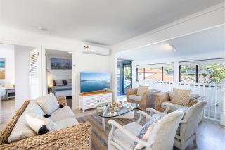 Blue Waters 7 Cook St - Dog Friendly and Water Views - 1
