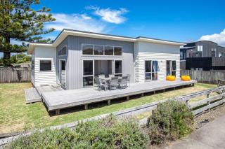 Beach Retreat - Ohope Holiday Home - Ohope Beach - 0