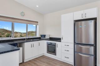 Beach Retreat - Ohope Holiday Home - Ohope Beach - 2
