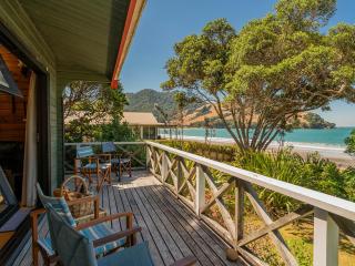 Norma's Place - Simpsons Beach Bach - Whitianga - 4