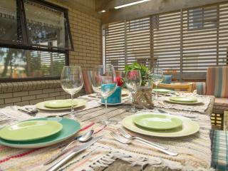 Vintage Pohutukawa - Whangamata Bach - 6