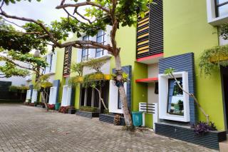 Lonari Hotel - Arnhemia - 0