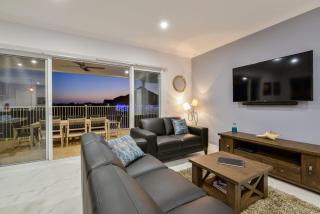 34 Madaffari Drive - Pool and Jetty - Exmouth - 6