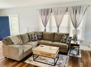CHERRY STREET LUXURY- SHOPPING-DINING-BY DOWNTOWN AND HOSPITALs - Tulsa - 9