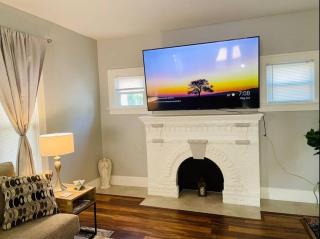 CHERRY STREET LUXURY- SHOPPING-DINING-BY DOWNTOWN AND HOSPITALs - Tulsa - 5