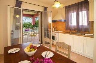 Stamoulis Villas - Agia Effimia - 1