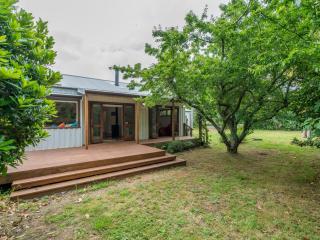 Matapouri Hideaway - Matapouri Holiday Home - 1