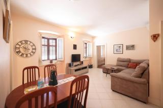 Two bedroom apartment in city center Igor - 9