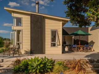 Golfers and Beach Lovers Dream - Matarangi House - 7