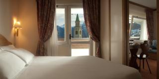 Hotel Alaska Cortina - 1
