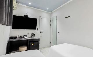 Hotel WO Yongsan Station - Seoul - 1