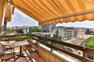 Planet City Apartment - Bar - 1