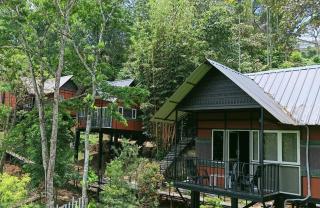 Santhi Hill View Resort - Munnar - 4