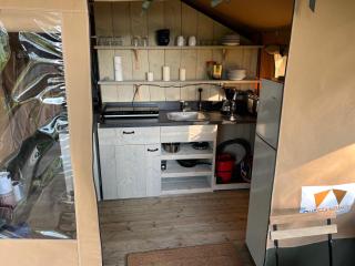 'Glamping' Angelzelt am See mit Steg und Boot (Mecklenburger Seenplatte) - Blankensee - 5