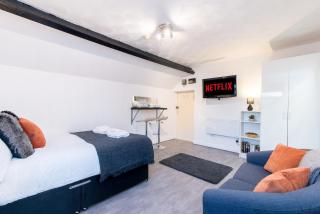 DD Apartment 10 - Free Parking - Fast WiFi - 7