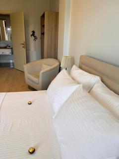 B. Equine Range Hotel - Narlıdere - 8