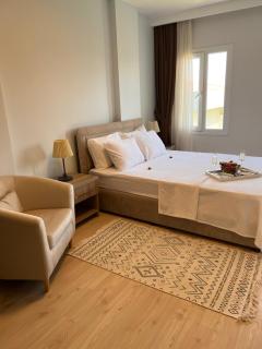 B. Equine Range Hotel - Narlıdere - 6