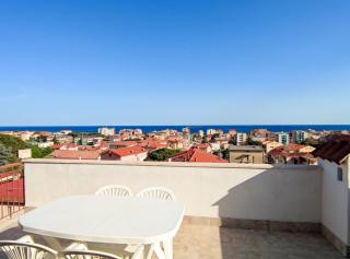 Bella Vista - By Ligooria - 2