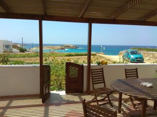 private beachfront house - Lefkos Karpathou - 0