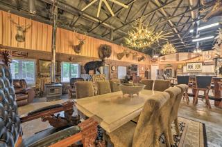 Family Leatherwood Resort Cabin with Fire Pit! - Dover - 5
