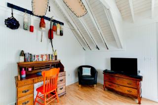 Crows Nest Spinnakers Cottages - 202 - 56th 2 - 4