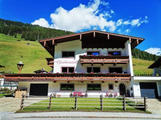 Glockenstuhl, Haus - Tux - 7