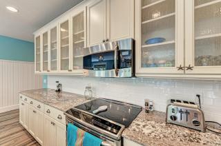 Blue Palm Paradise - 205 - 65th - 1