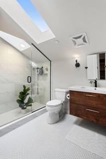 Historic Garden District 5BR with Parking and Balcony - New Orleans - 5