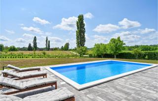 5 Bedroom Cozy Home In Desni Stefanki - Desni Štefanki - 6