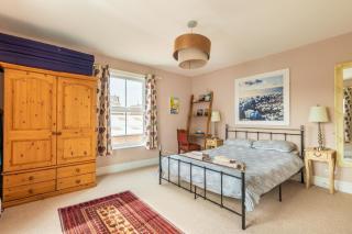 Host & Stay - Cabbell Towers - 2