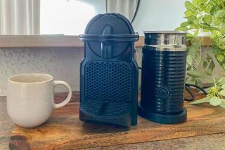 Inner City One Bedroom Apartment with Pool View 22 - 4