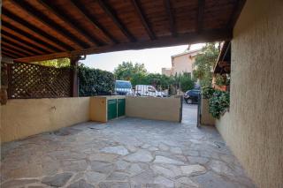 Limbara Ichnos House - 2