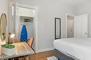 2BR Lively & Chic Apartment close to Shops - Touhy 3S - Chicago - 4