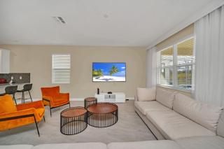 Ultimate 9 Champions Gate Resort Property with Spa villa - Davenport - 2
