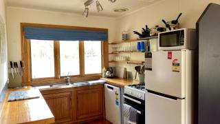 Wisteria Cottage Pet Friendly - Inverloch - 7