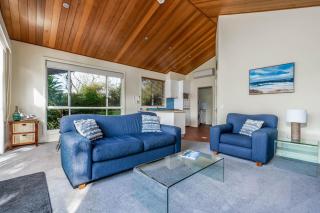 Beachy Haven at Sails close to the Beach - Inverloch - 6